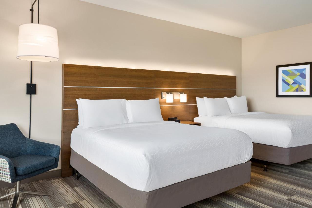 Holiday Inn Express & Suites - Ukiah By Ihg Buitenkant foto